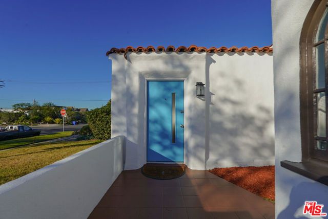 7806 S Denker Avenue, Los Angeles, CA 90047