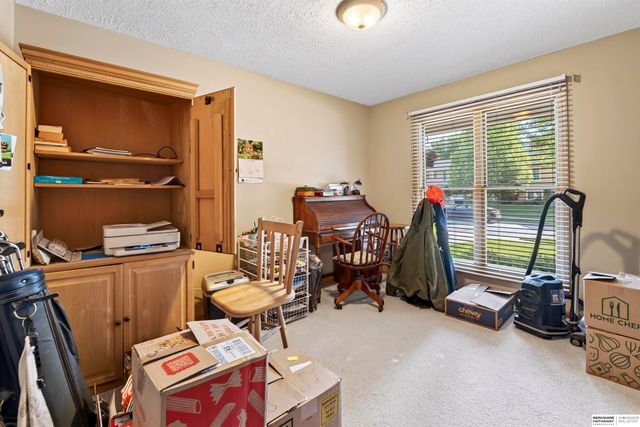 12525 S 217th Street, Gretna, NE 68028