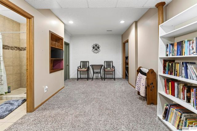 12525 S 217th Street, Gretna, NE 68028