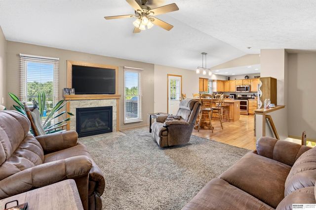 12525 S 217th Street, Gretna, NE 68028