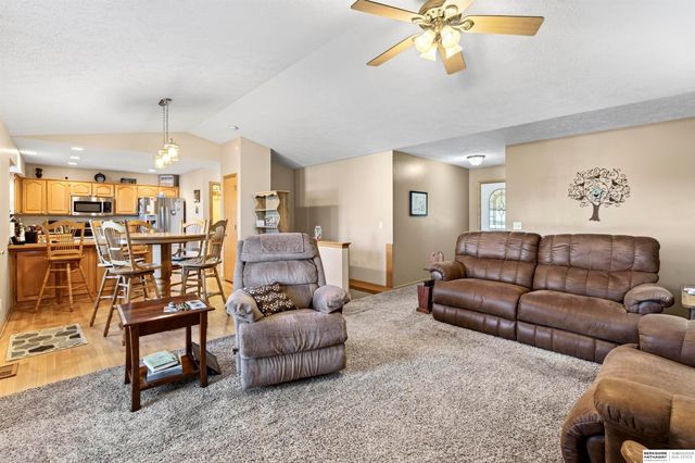 12525 S 217th Street, Gretna, NE 68028