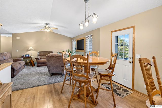12525 S 217th Street, Gretna, NE 68028