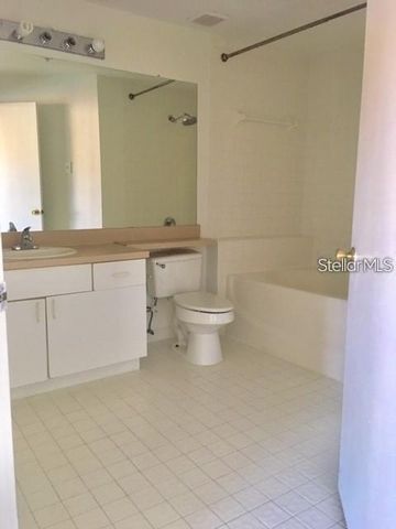 5554 METROWEST BOULEVARD 4-201, Orlando, FL 32811