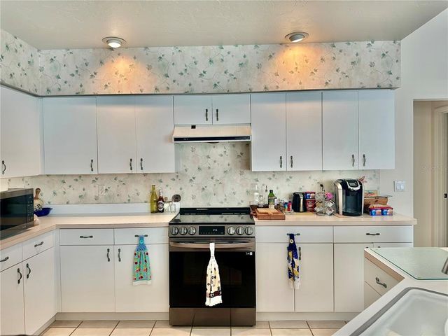 6507 DREWRY'S BLUFF, Bradenton, FL 34203