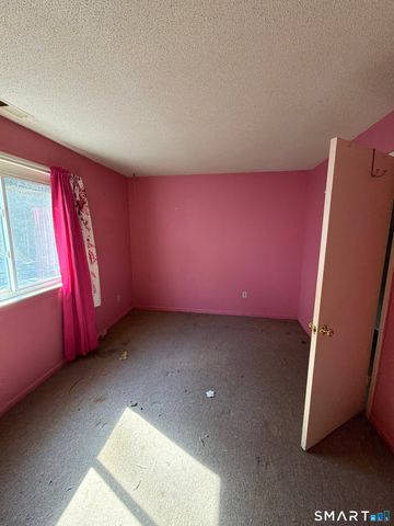 273 Derby Avenue 503, Derby, CT 06418