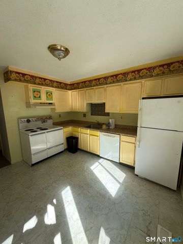 273 Derby Avenue 503, Derby, CT 06418