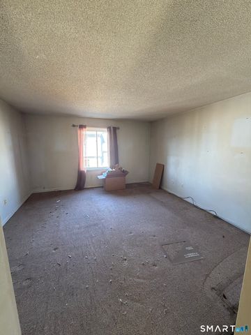 273 Derby Avenue 503, Derby, CT 06418