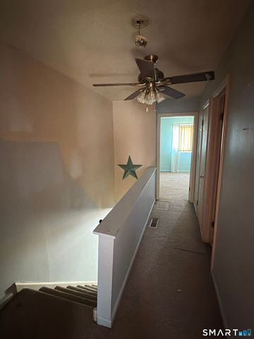 273 Derby Avenue 503, Derby, CT 06418