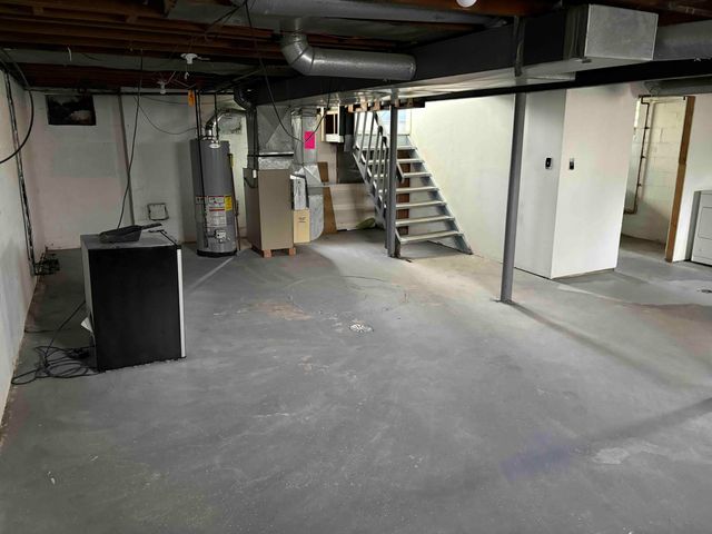 23404 Plum Hollow Street, Southfield City, MI 48033