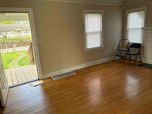 23404 Plum Hollow Street, Southfield City, MI 48033