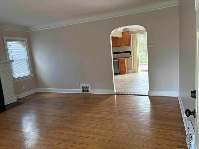 23404 Plum Hollow Street, Southfield City, MI 48033