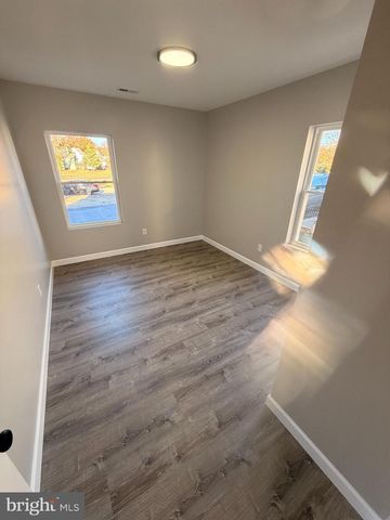 404 SHARP ST N N, Millville, NJ 08332