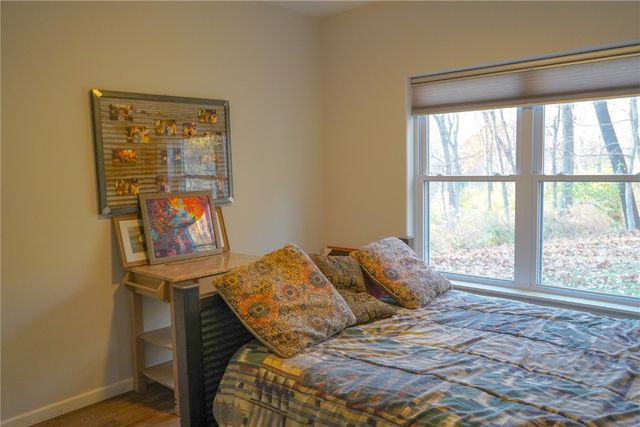 3728 Sunshine Street SW, Cedar Rapids, IA 52404