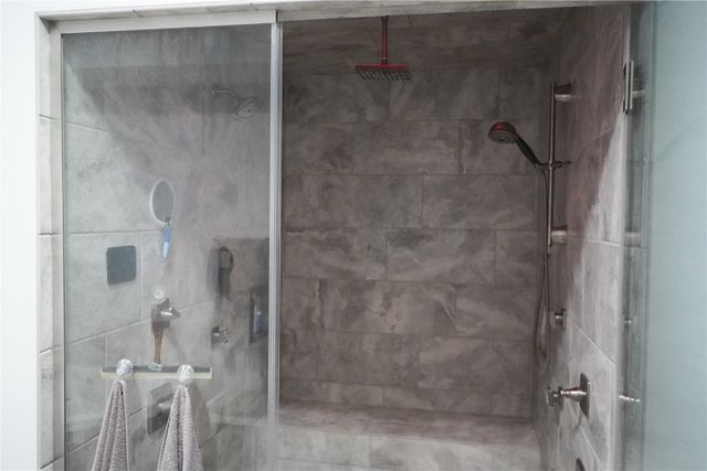 3728 Sunshine Street SW, Cedar Rapids, IA 52404