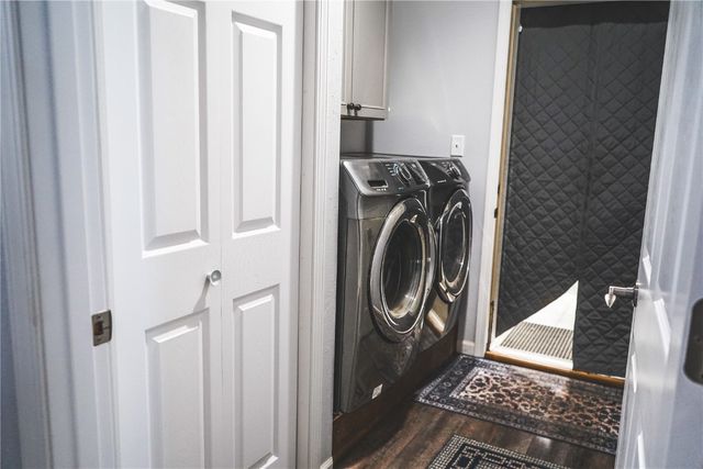 3728 Sunshine Street SW, Cedar Rapids, IA 52404