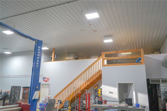 3728 Sunshine Street SW, Cedar Rapids, IA 52404