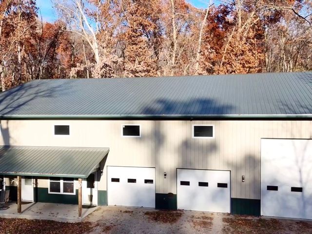 3728 Sunshine Street SW, Cedar Rapids, IA 52404