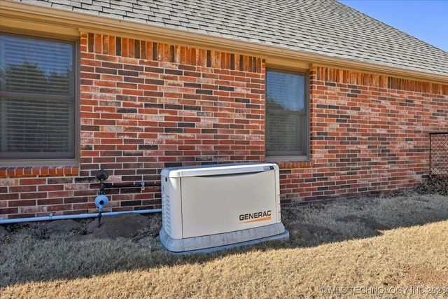 24383 E 145th Street S, Coweta, OK 74429