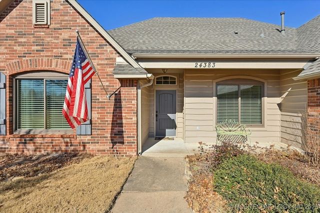 24383 E 145th Street S, Coweta, OK 74429