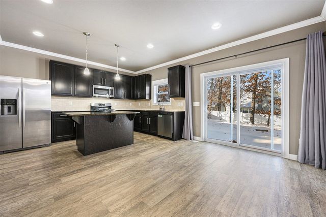 1318 Ashton Woods Court, Portage, MI 49024