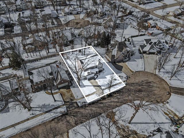 1318 Ashton Woods Court, Portage, MI 49024