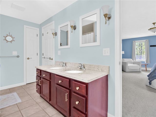 108 Wilbur Road, Lincoln, RI 02865