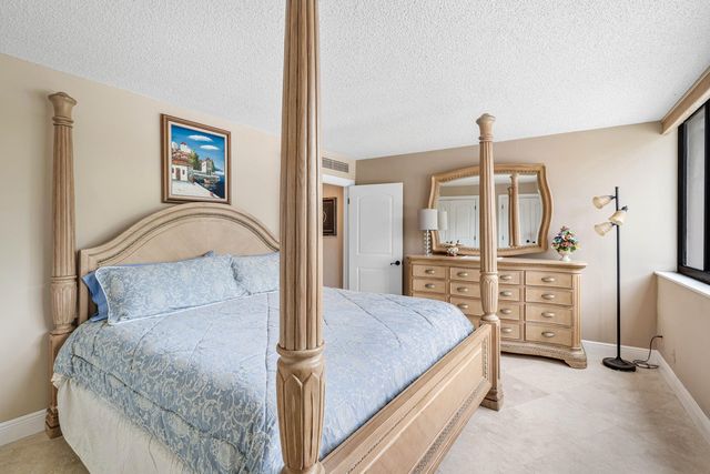 6885 N Ocean Boulevard 1040, Ocean Ridge, FL 33435