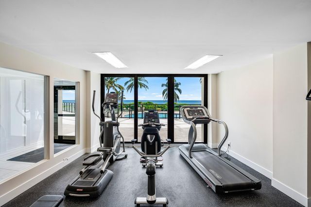 6885 N Ocean Boulevard 1040, Ocean Ridge, FL 33435