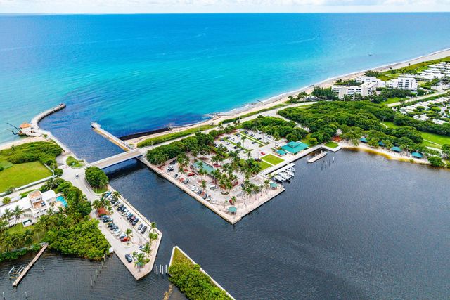 6885 N Ocean Boulevard 1040, Ocean Ridge, FL 33435