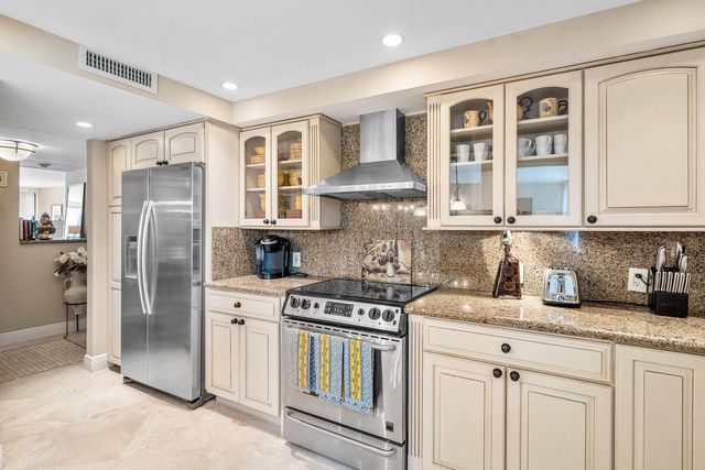 6885 N Ocean Boulevard 1040, Ocean Ridge, FL 33435