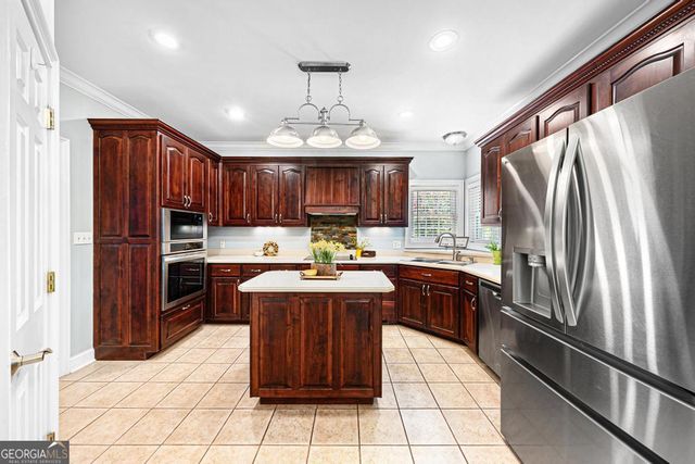 685 Melody Lane, Hartwell, GA 30643