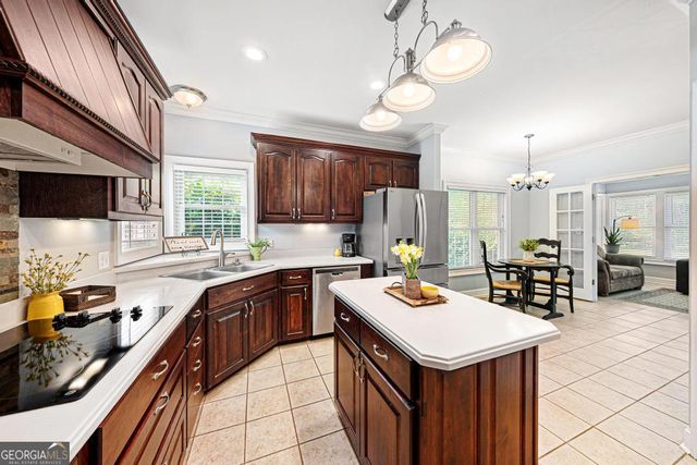 685 Melody Lane, Hartwell, GA 30643