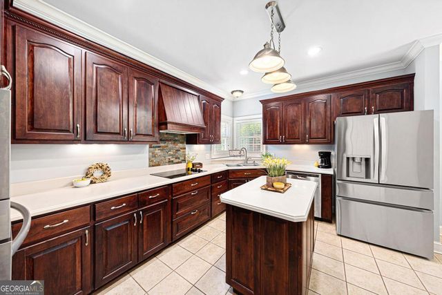 685 Melody Lane, Hartwell, GA 30643