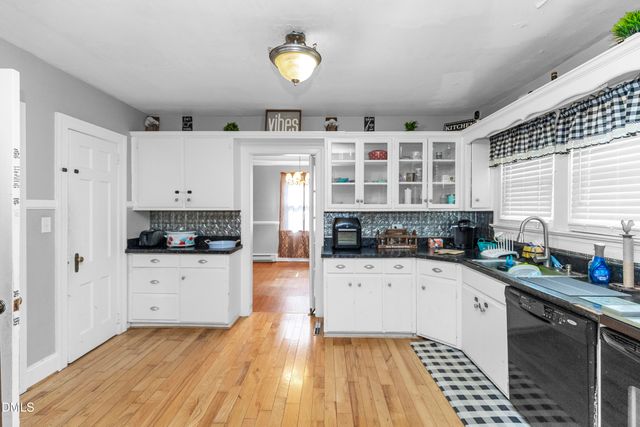 106 E 2nd Street, Princeton, NC 27569