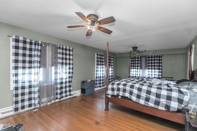 106 E 2nd Street, Princeton, NC 27569