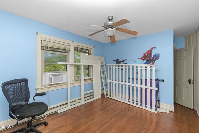 106 E 2nd Street, Princeton, NC 27569