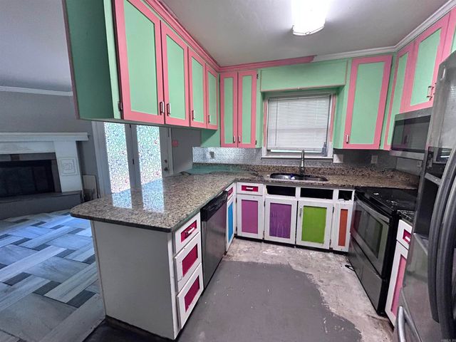 8806 Oakhaven Drive, Sherwood, AR 72120