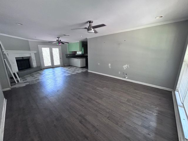 8806 Oakhaven Drive, Sherwood, AR 72120