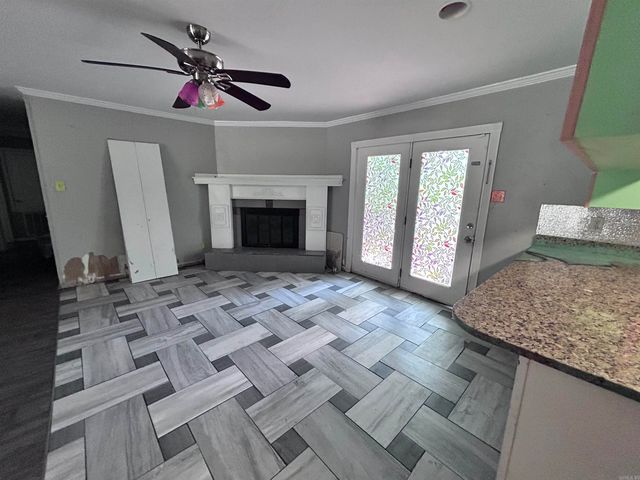 8806 Oakhaven Drive, Sherwood, AR 72120