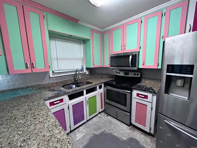 8806 Oakhaven Drive, Sherwood, AR 72120