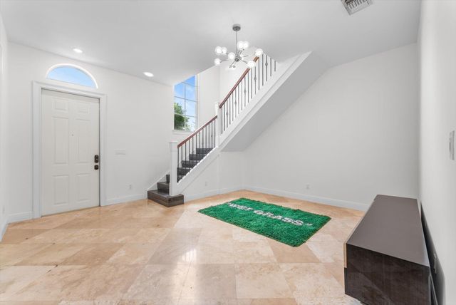 106 Via Floresta Drive, Boca Raton, FL 33487