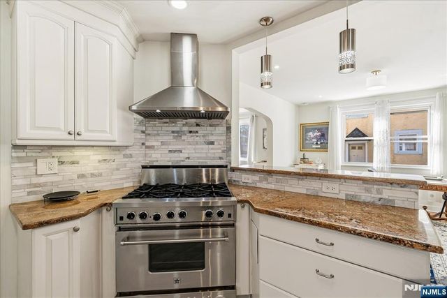 203 Cambridge Avenue, Englewood, NJ 07631