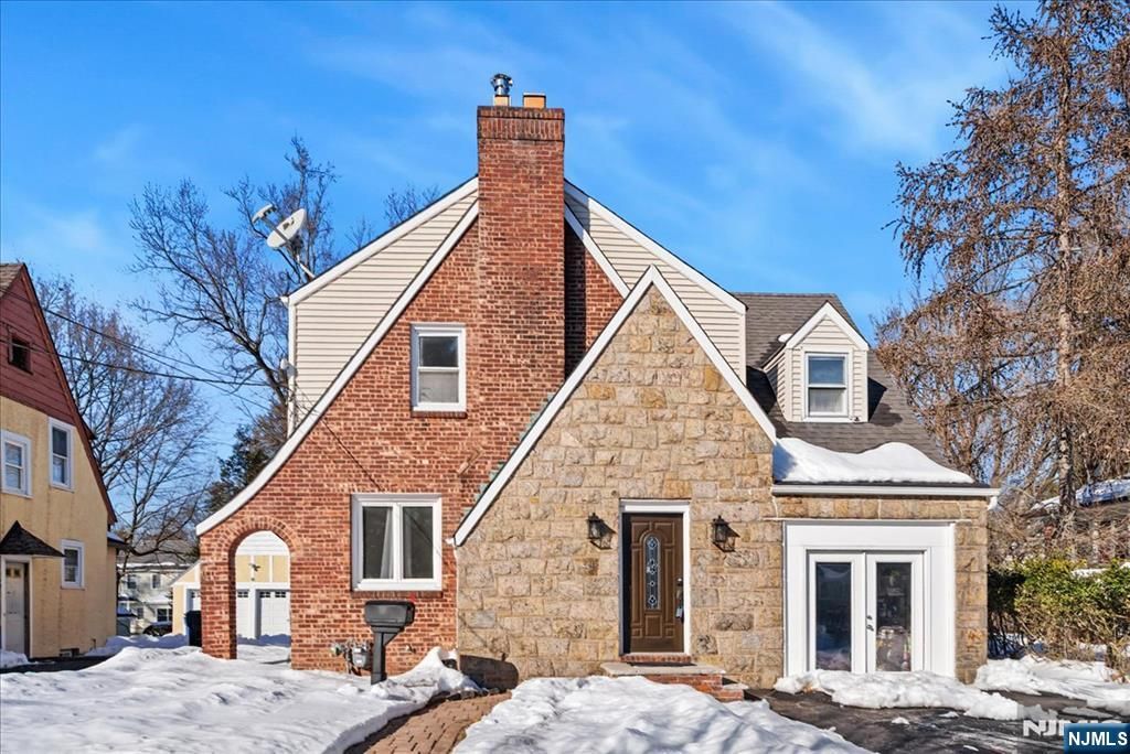 203 Cambridge Avenue, Englewood, NJ 07631