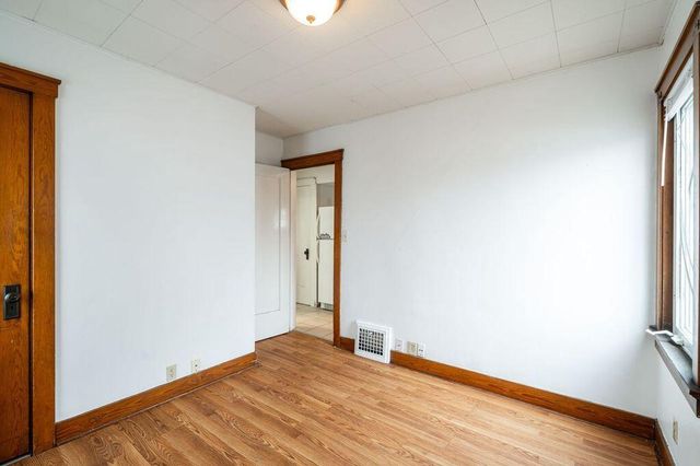 507 S Oak Park COURT, Milwaukee, WI 53214