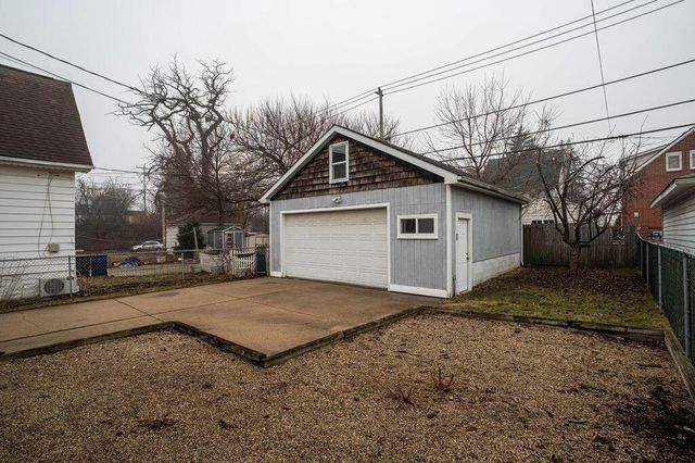 507 S Oak Park COURT, Milwaukee, WI 53214