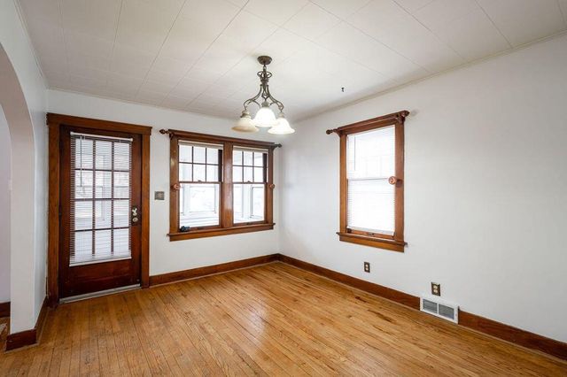 507 S Oak Park COURT, Milwaukee, WI 53214