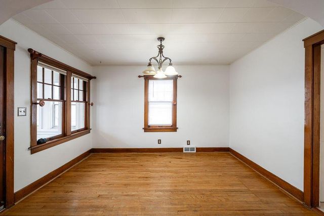 507 S Oak Park COURT, Milwaukee, WI 53214