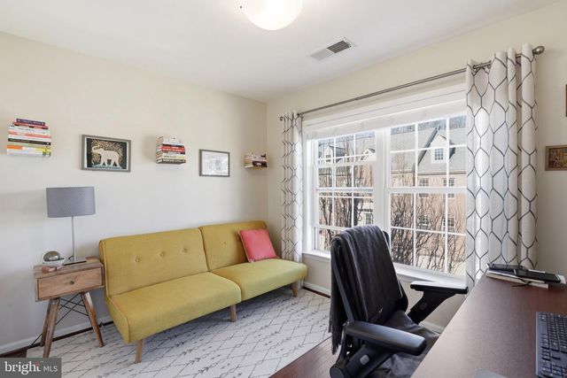 529 TRIADELPHIA WAY, Alexandria, VA 22312