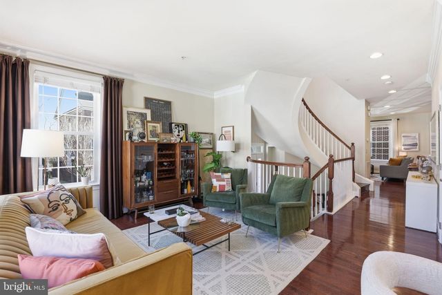 529 TRIADELPHIA WAY, Alexandria, VA 22312