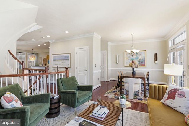 529 TRIADELPHIA WAY, Alexandria, VA 22312